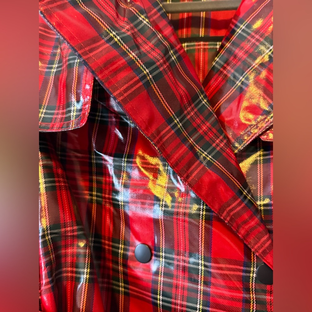 Plaid coated trench coat. - Picture 7 of 7